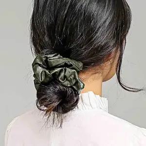 [콩심팥심]레더곱창끈 카키 헤어 곱창밴드 곱창 여자 머리끈