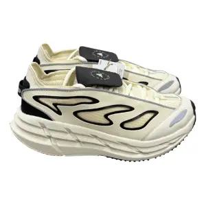 [더팩토리] 25FW 아디다스 X 스텔라 맥카트니 아디스타 스니커즈 화이트 (JR3291)