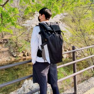 [주식회사 브이와이_남성][VY] 남자 경량 큰사이즈 캠핑 액티브 아웃도어 백팩