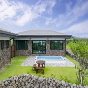 [제주 펜션] 제주 김녕돌담독채풀빌라 (함덕,김녕,세화)