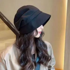 여성 빈티지 스타일 레트로 외출 코디 모자 겨울 용품