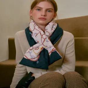 [닥스ACC] DBMU4F962 여성 베이지 혼합패턴 패딩 머플러