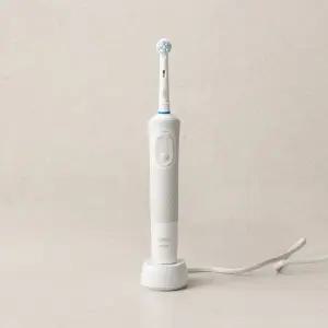 오랄비 전동칫솔 D100 바이탈리티 크로스액션 화이트