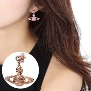 25SS  바스 릴리프 드롭 이어링 62020025 02G120 CN