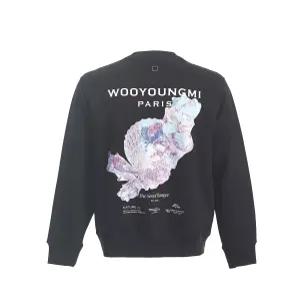 [우영미] 블랙 3D 코랄 백로고 스웨트 티셔츠 W251TS25_723B_BLACK