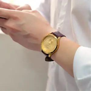 [아트박스]/신상오픈런 여성용 클래식 골드 가죽 패션 시계