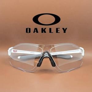 오늘출발 오클리 이브이제로 OO9313-06 무광화이트/블랙변색렌즈 OAKLEY EVZERO PATH(A)