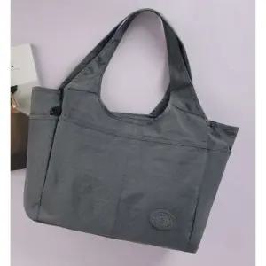 데일리 엄마 토트백 가벼운 외출 숄더백 그레이 가방