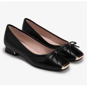 [롯데백화점]영에이지 여성 펌프스 PFDFHQ762(사은품 양말 구두헤라증정)