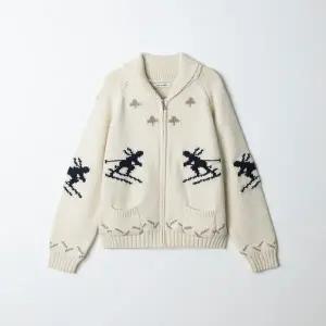 [러브앤쇼](대구신세계)라운드카라 니트집업점퍼 GCFKGKJ01