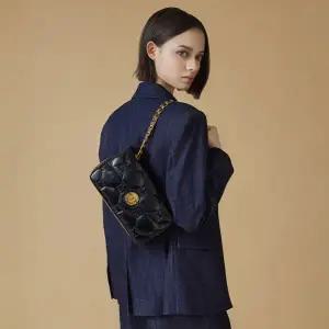 [롯데백화점]메트로시티 [25S/S][MQ0364 라인] 부오나 소르테 숄더백 미듐 M251MQ0364Z