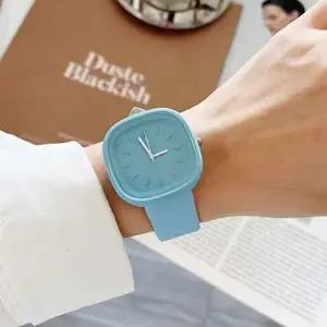 [콩심팥심]파스텔 손목시계 여성 학생 포인트 패션 사각 시계
