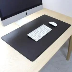 아리아라 750 가죽 메탈 데스크패드 장패드