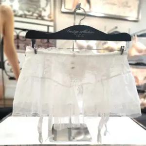 [에블린] 에블린 (D컬렉션) 프렌치화이트 가터 EBFCD4964D