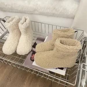 겨울 인기상품 신상 실내 테디 스웨이드 겸 실외화 뽀글이 숏부츠 3color 양털 방한 슈즈