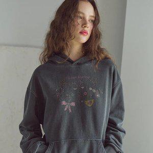 어반키링 크롭 피그먼트 후드티 스모크블랙