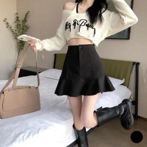 [아우트]투단추 찰랑찰랑 소재 데님 속바지 스커트