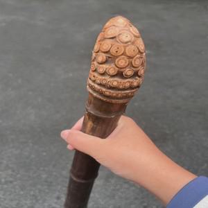 천연 보라색 대나무 뿌리 지팡이 산악 등반 스틱 노인 낙상 방지 야외 공예품 막대품