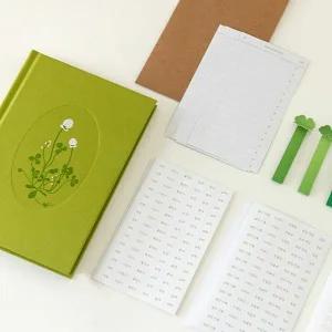 책과 마주하는 마음으로 반가운 소식 클로버 필사 노트