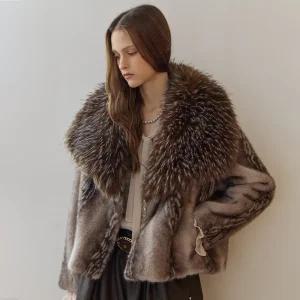 [MAXZA] 폭스 카라 그라데이션 페이크 퍼 자켓