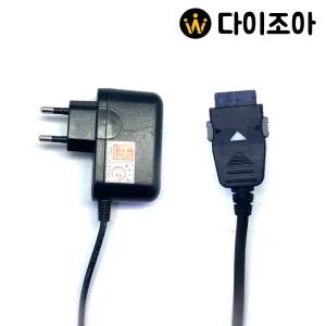 4.2V 750mA 24핀 핸드폰 충전기/구형 핸드폰 충전기/하이패스 충전기/효도폰 (120mm)