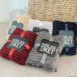 극세사블랭킷 담요 밍크 대형 블랑캣 캠핑 이불 와플 쇼파 휴대용 무릎 엠보cde942