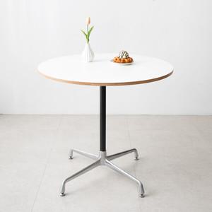 밀키 800 원형 블랙 크로스 테이블 카페 식탁 커피숍 업소 디자인