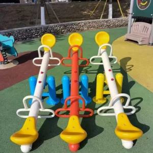 용수철 말타기 흔들말 장난감 놀이기구 시소 놀이시설 카페 공원