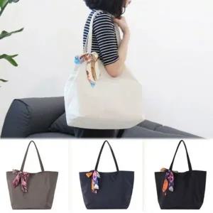 여성 숄더백 쇼퍼백 대학생 코디 큰가방
