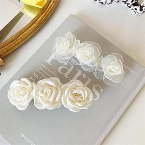 여자 예쁜 동백 장미 똑딱핀 헤어 집게핀