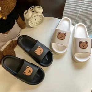 [킨즈]1+1 동글 곰돌이 슬리퍼 거실화 실내화 학생화 층간소음 미끄럼 방지
