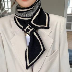 H 로고 니트 머플러 / 여성 고리 쁘띠 겨울 목도리 여자 데일리 커플 선물 양면울 체크 헤링본 스카프