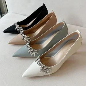 [아우트]잎새 장식 포인트 슬링백 하이힐 슈즈 5FW