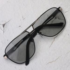 [JHQRGID8_4B]초경량 빛번짐 변색렌즈 보잉 편광 실버블랙