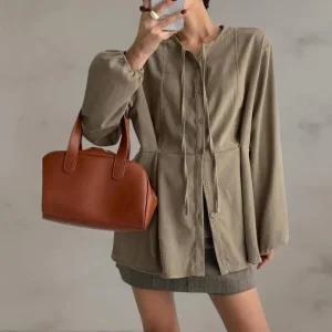 여성 루즈핏 버튼 투웨이 힙커버 블라우스