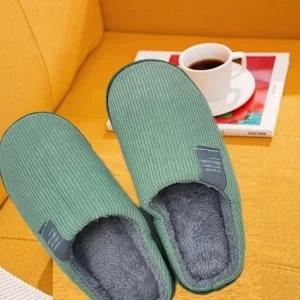 좋은 품질 240mm따뜻한겨울털슬리퍼 사무실화 털실내화 소음방지