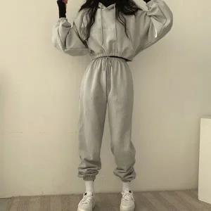 [콩심팥심]조거팬츠 데일리 러블리 크롭후드 셋업 여자