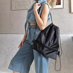 휴대용 조임끈 배낭 – 여행, 체육관 및 야외 활동을 위한 접이식 경량 가방