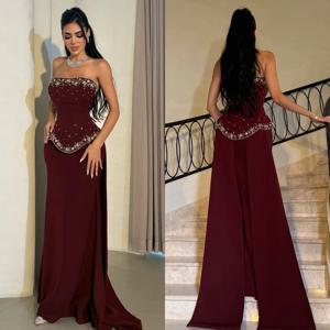 맞춤형 모던 스타일 스파클 저지 라인스톤 스팽글 러플 플리츠 스트레이트 스트랩리스 롱 드레스 맞춤 제작 행사 드레스