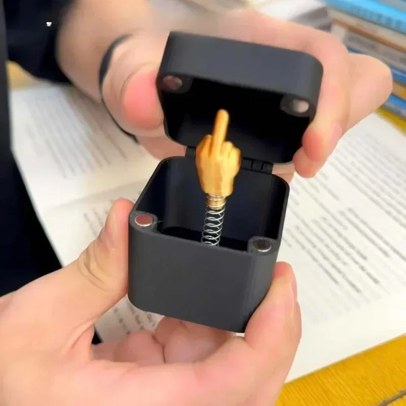 박스에서 꺼낸 순간 팝업 중지 손가락 선물 상자 창의적인 책상 홈 데코 선물 중지 손가락 기발한 크리스마스 재미있는 장난 선물