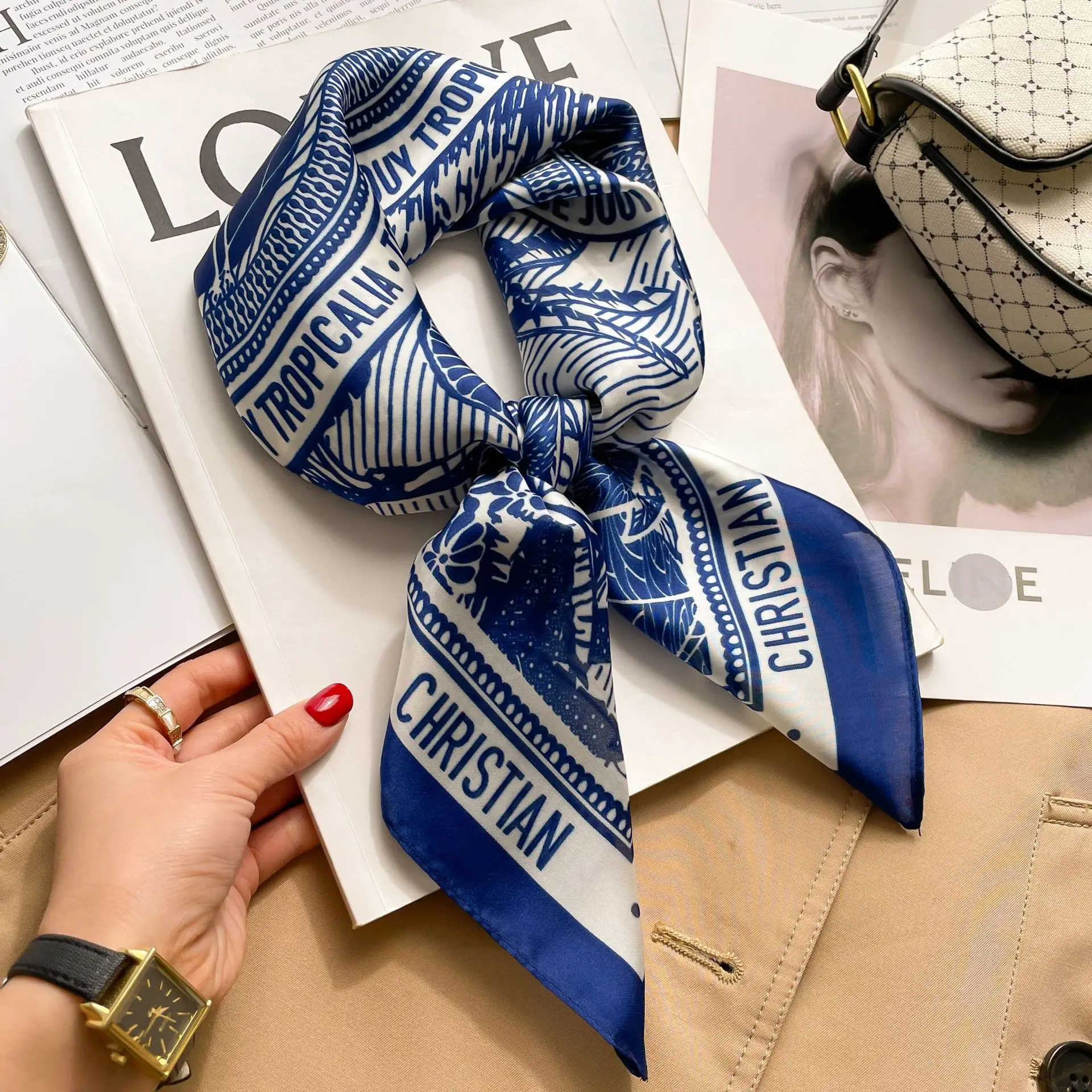 1pcs 70cm Houndstooth 인쇄 스퀘어 스카프 여성용 실크 기독교 편지 세련되고 다양한 Headscarf 스카프 두건