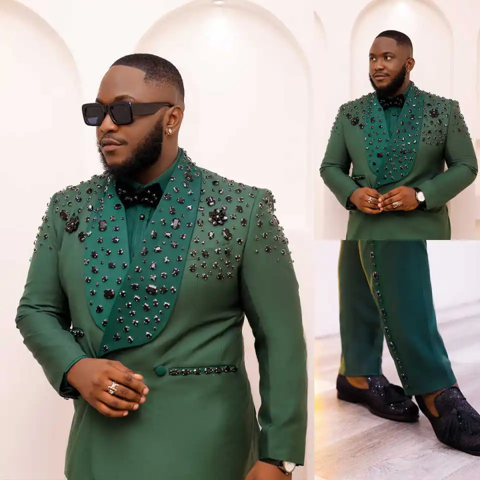 고급스러운 크리스탈 남자 웨딩 정장 목도리 옷깃 턱시도 신랑 착용 바지와 2 Pcs 자켓 댄스 파티 저녁 파티 맞춤 제작