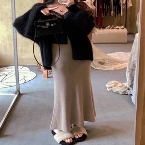 부드러운 니트 피쉬테일 하프 스커트 여성용 가을 겨울 하이웨이스트 슬림핏 바디콘 미디 원스텝 스커트 폴리에스터 섬유