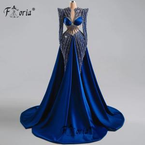 우아한 풀 비즈 인어 이브닝 드레스 탈부착 가능한 오버스커트 블루 크리스탈 라인스톤 두바이 프로무 드레스 2025 로브 드 소와레