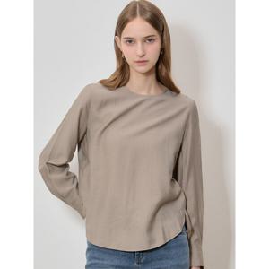 (LIST)] 뉴트럴 실키 라운드넥 블라우스 (택가격: 118000원)