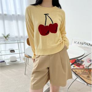 샵앤) 여성 루즈핏 데일리 체리 라운드 니트 티 WDM-WKN-2LABB1015