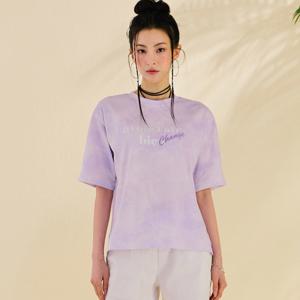 [체이스컬트][본사]여성 전판 나염 레터링 반팔 티셔츠-DBRG5884