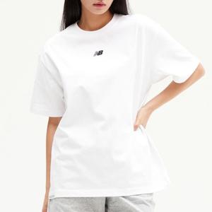 뉴발란스 공용 에센셜 센터로고 오버핏 반팔티 NBNEE21033-10