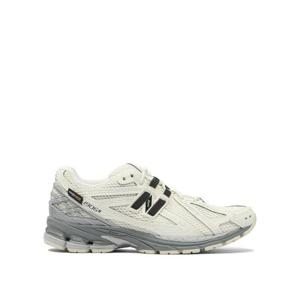 뉴발란스 남성 화이트 러닝화 U1906ROC