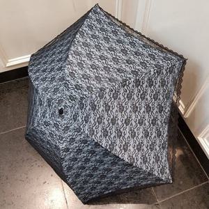 [애슬릿][애슬릿]꽃 레이스 암막 코팅 접이식 3단 양우산 양산